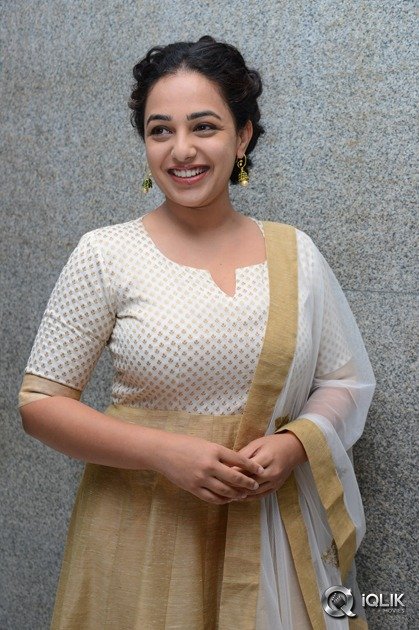 Nithya-Menen-At-100-Days-of-Love-Movie-Release-Date-Press-Meet